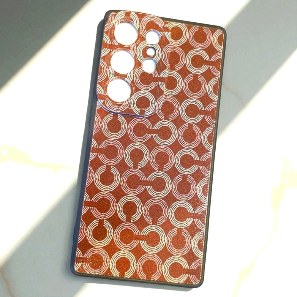 Designer Inspired Circle Pattern Phone Case for Galaxy S25 Ultra